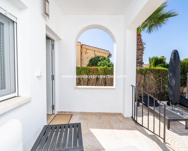 Resale - Freistendhe Villa - Urb. La Marina