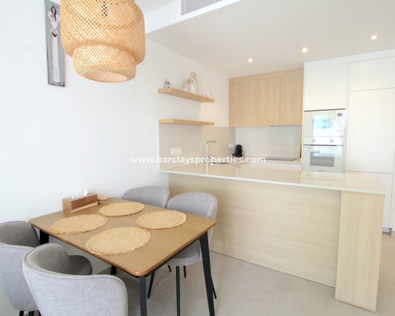 Resale - Freistendhe Villa - Urb. La Marina