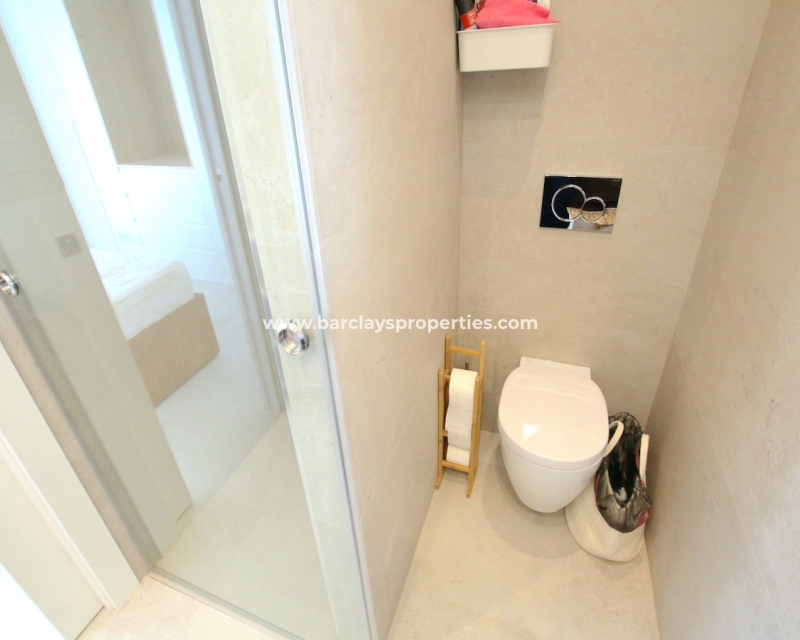 Resale - Freistendhe Villa - Urb. La Marina