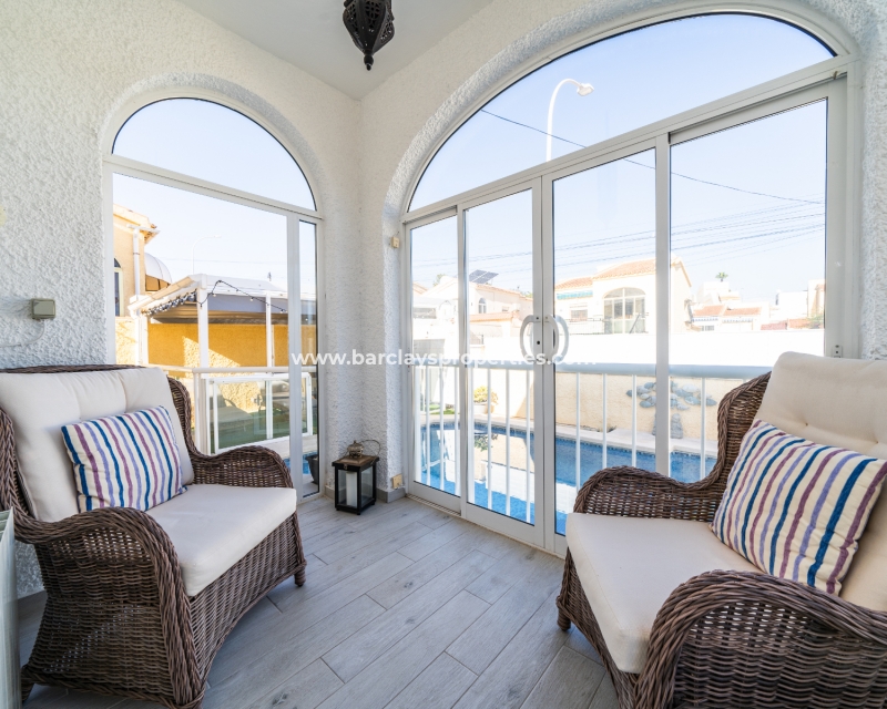 Resale - Freistendhe Villa - Urb. La Marina