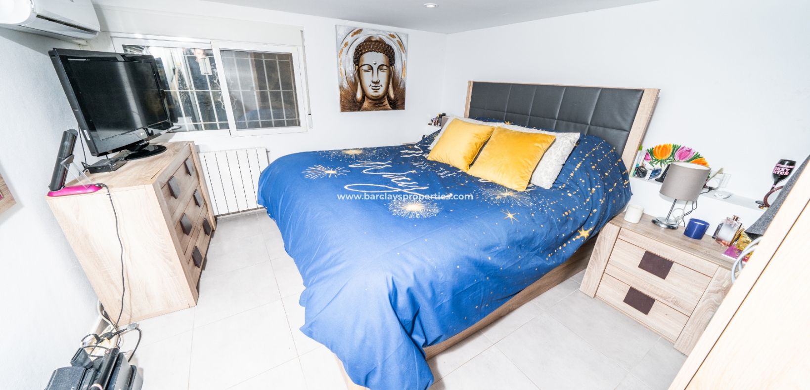 Resale - Freistendhe Villa - Urb. La Marina