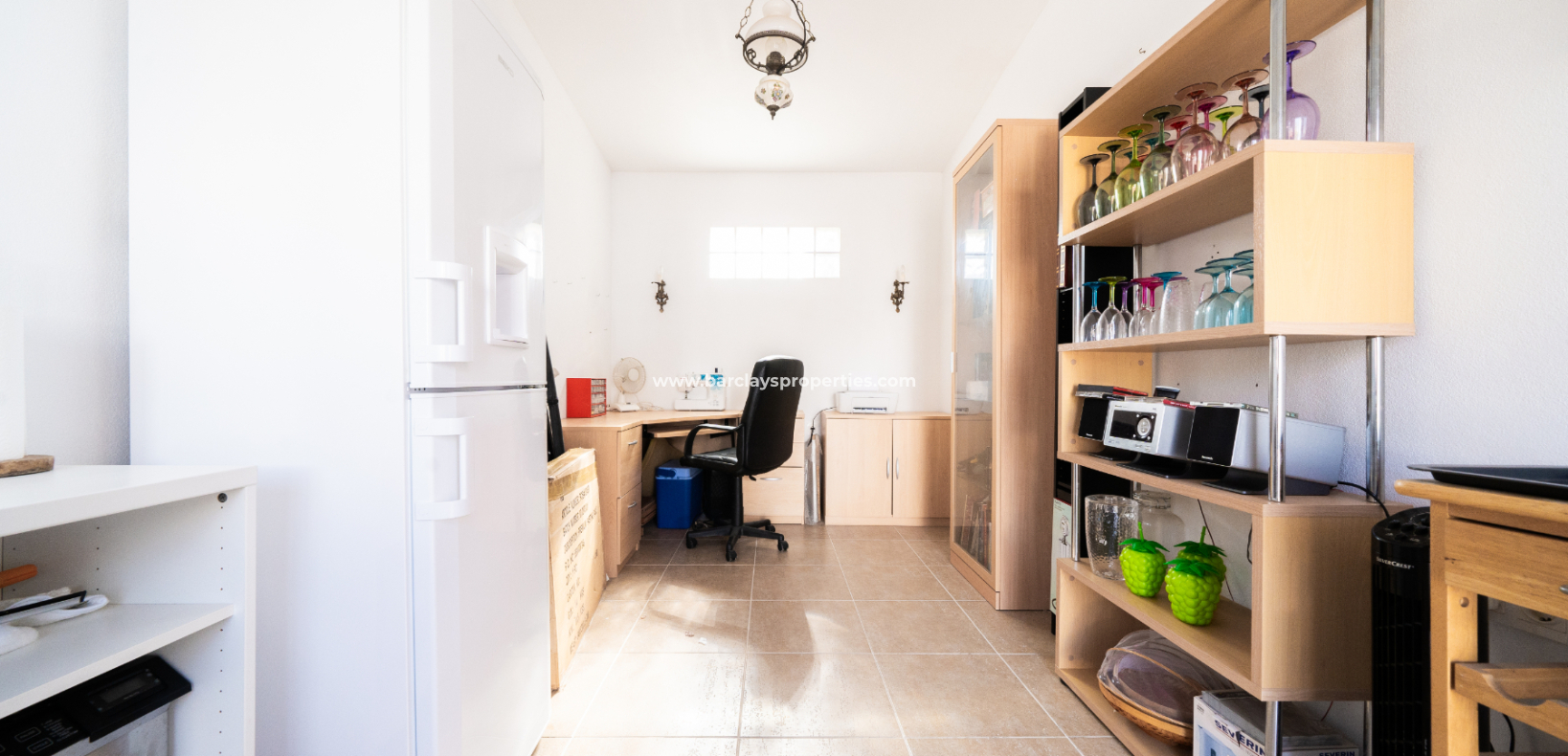 Resale - Freistendhe Villa - Urb. La Marina