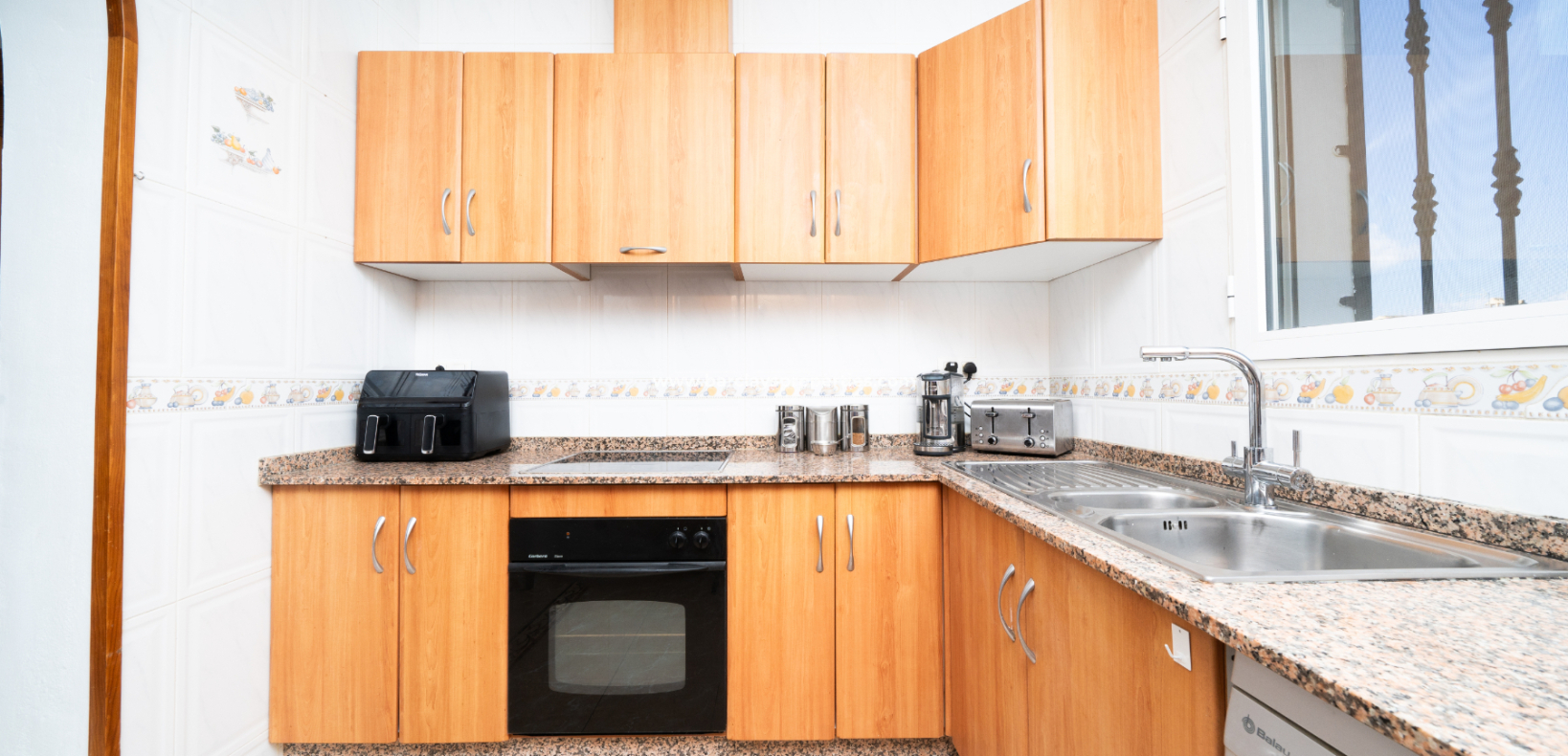 Resale - Freistendhe Villa - Urb. La Marina