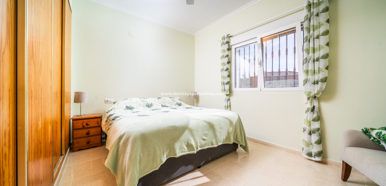 Resale - Freistendhe Villa - Urb. La Marina