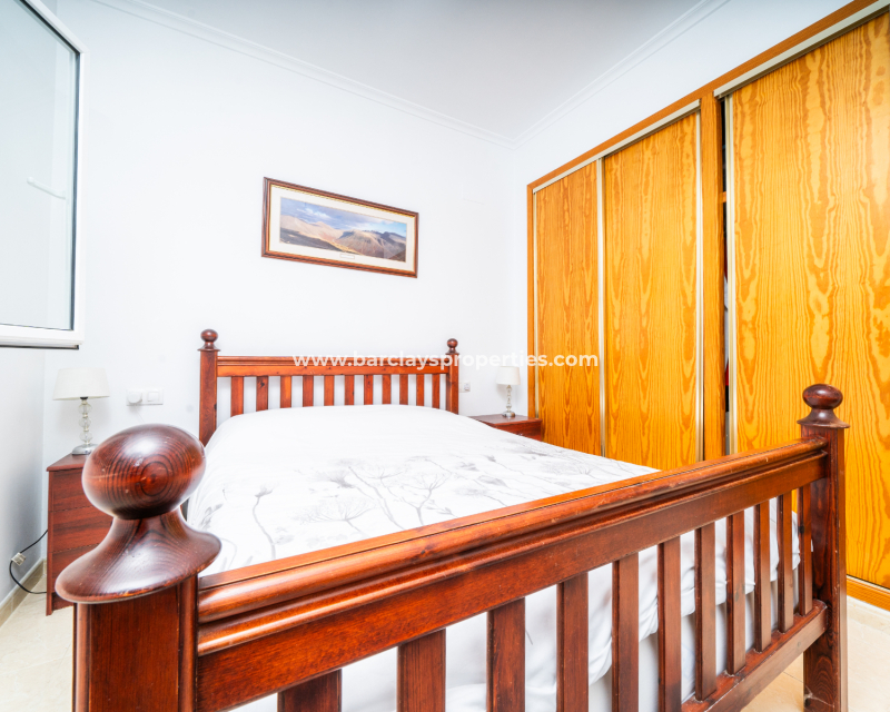 Resale - Freistendhe Villa - Urb. La Marina