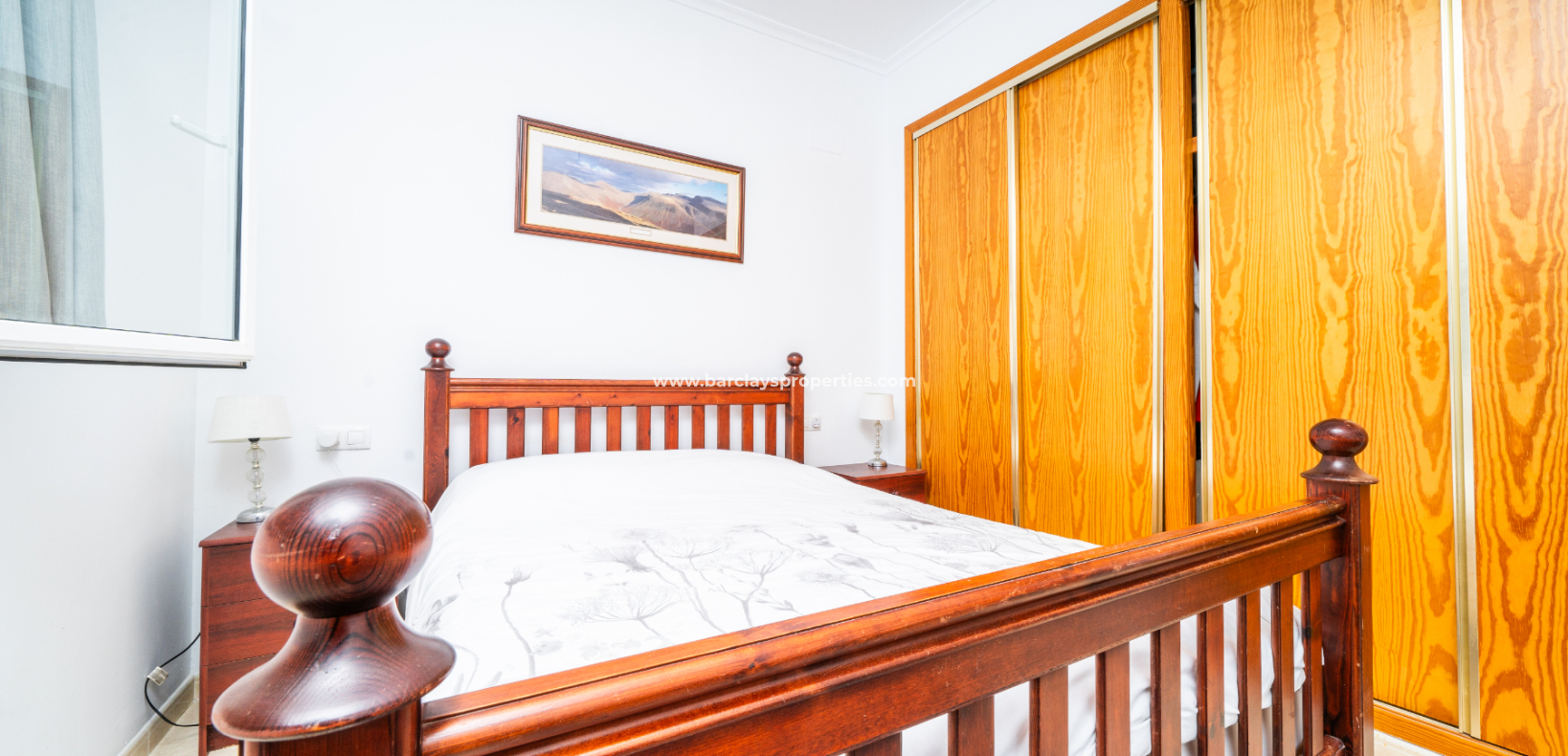 Resale - Freistendhe Villa - Urb. La Marina