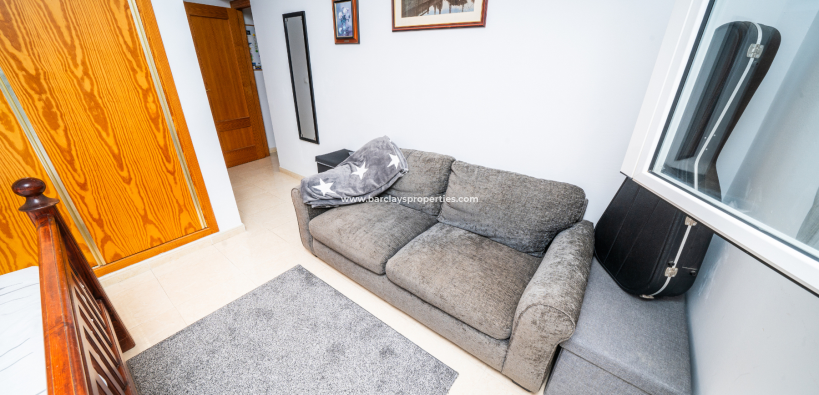 Resale - Freistendhe Villa - Urb. La Marina