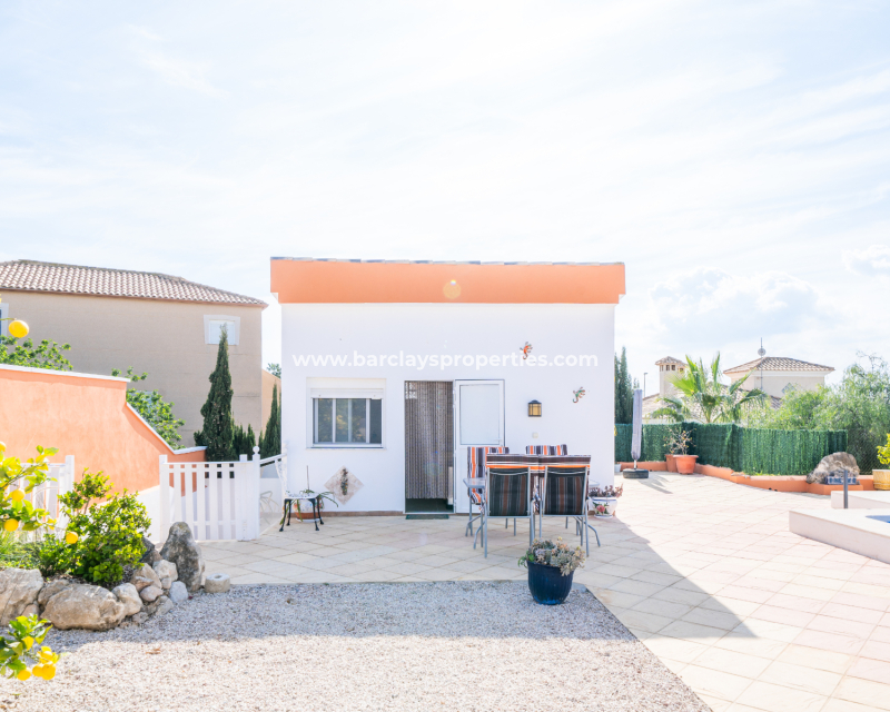 Resale - Freistendhe Villa - Urb. La Marina