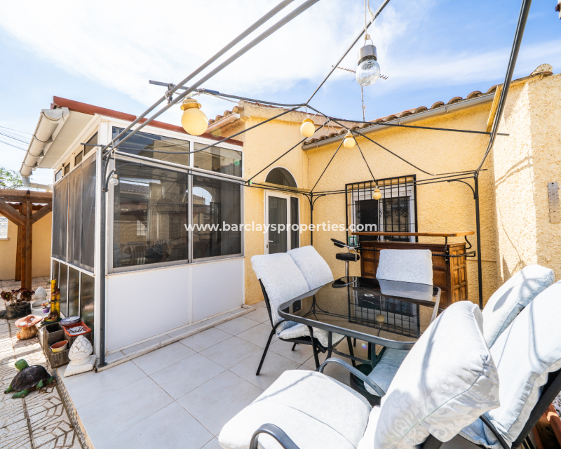 Resale - Freistendhe Villa - Urb. La Marina