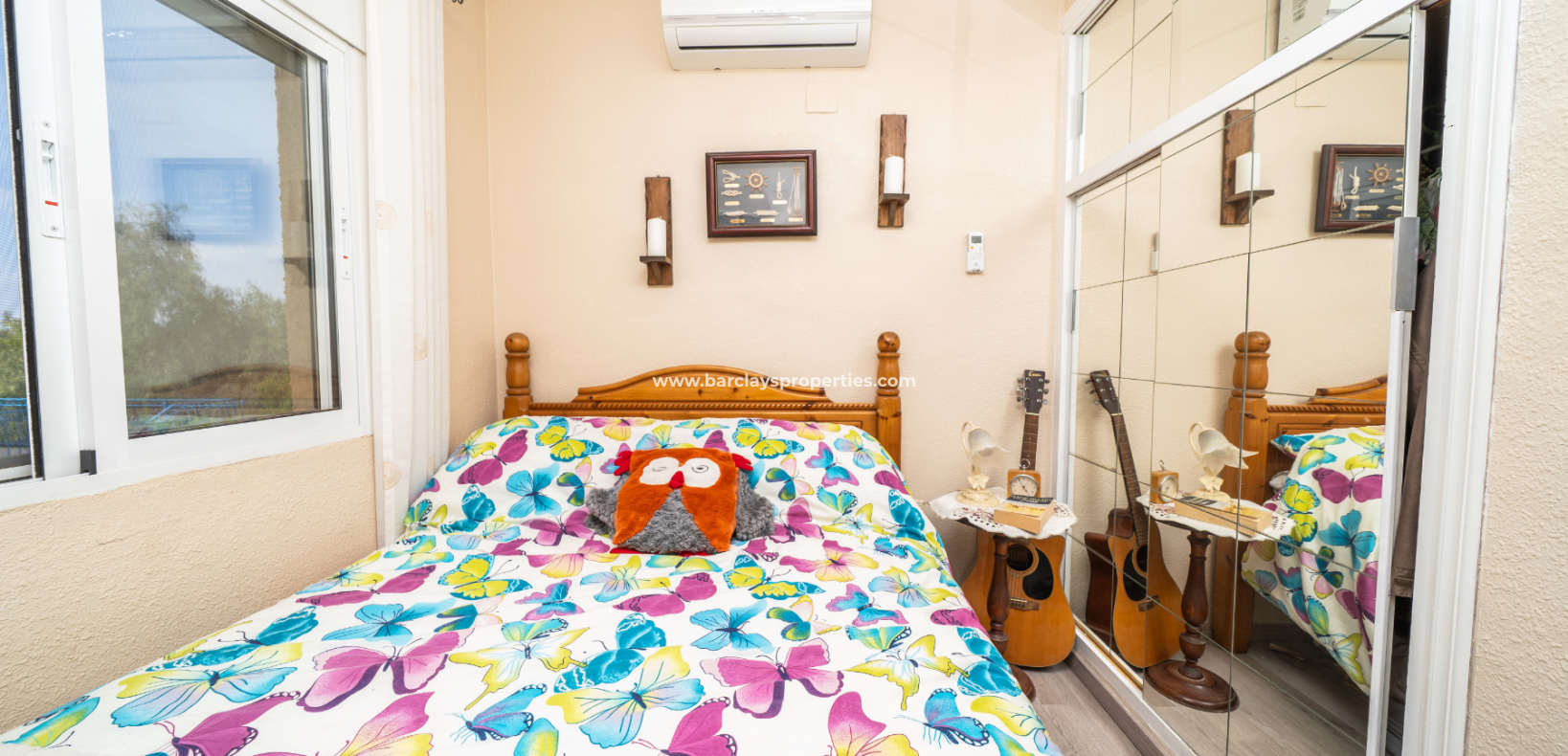 Resale - Freistendhe Villa - Urb. La Marina