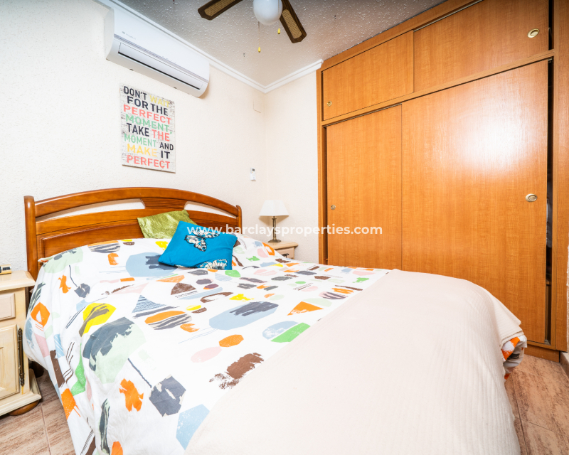 Resale - Freistendhe Villa - Urb. La Marina