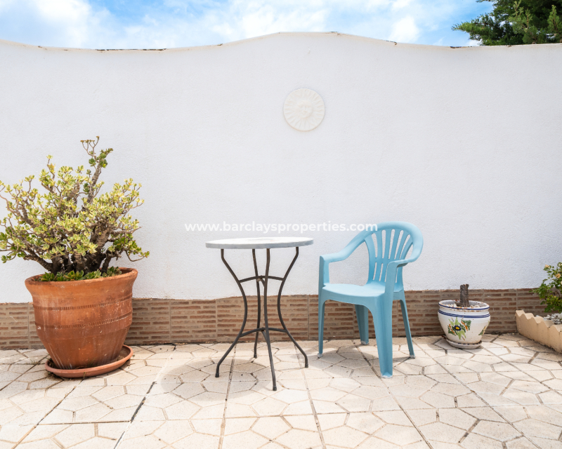 Resale - Freistendhe Villa - Urb. La Marina