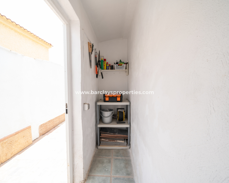 Resale - Freistendhe Villa - Urb. La Marina