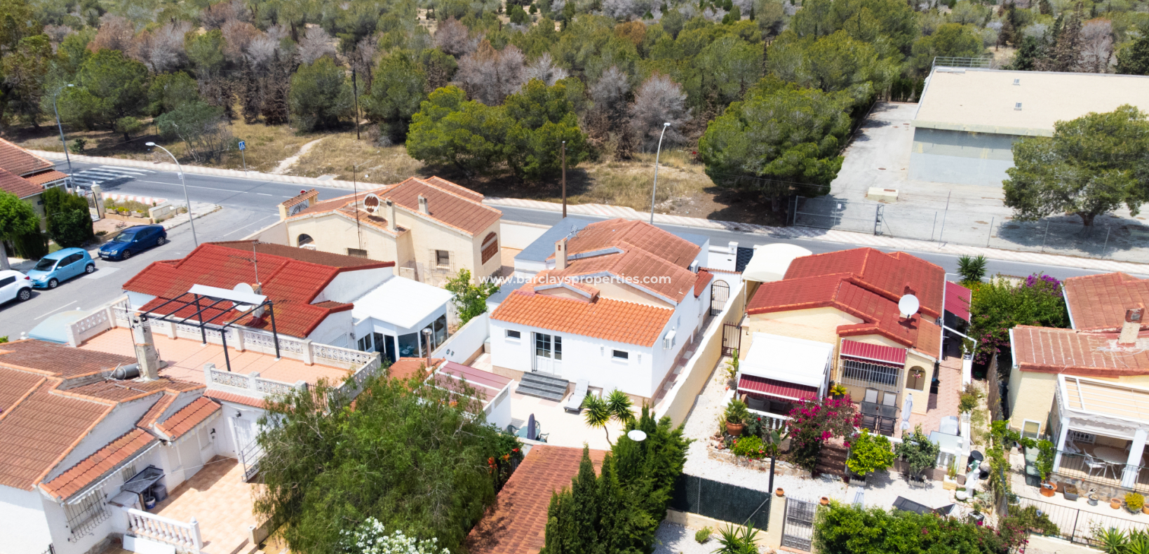 Resale - Freistendhe Villa - Urb. La Marina