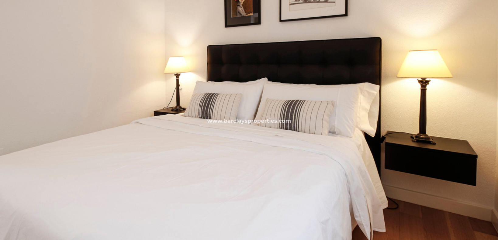 Resale - Freistendhe Villa - Urb. La Marina