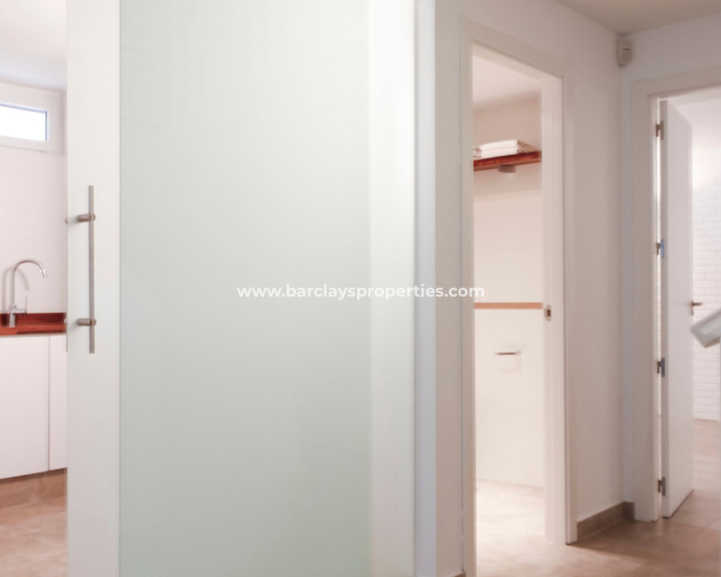 Resale - Freistendhe Villa - Urb. La Marina