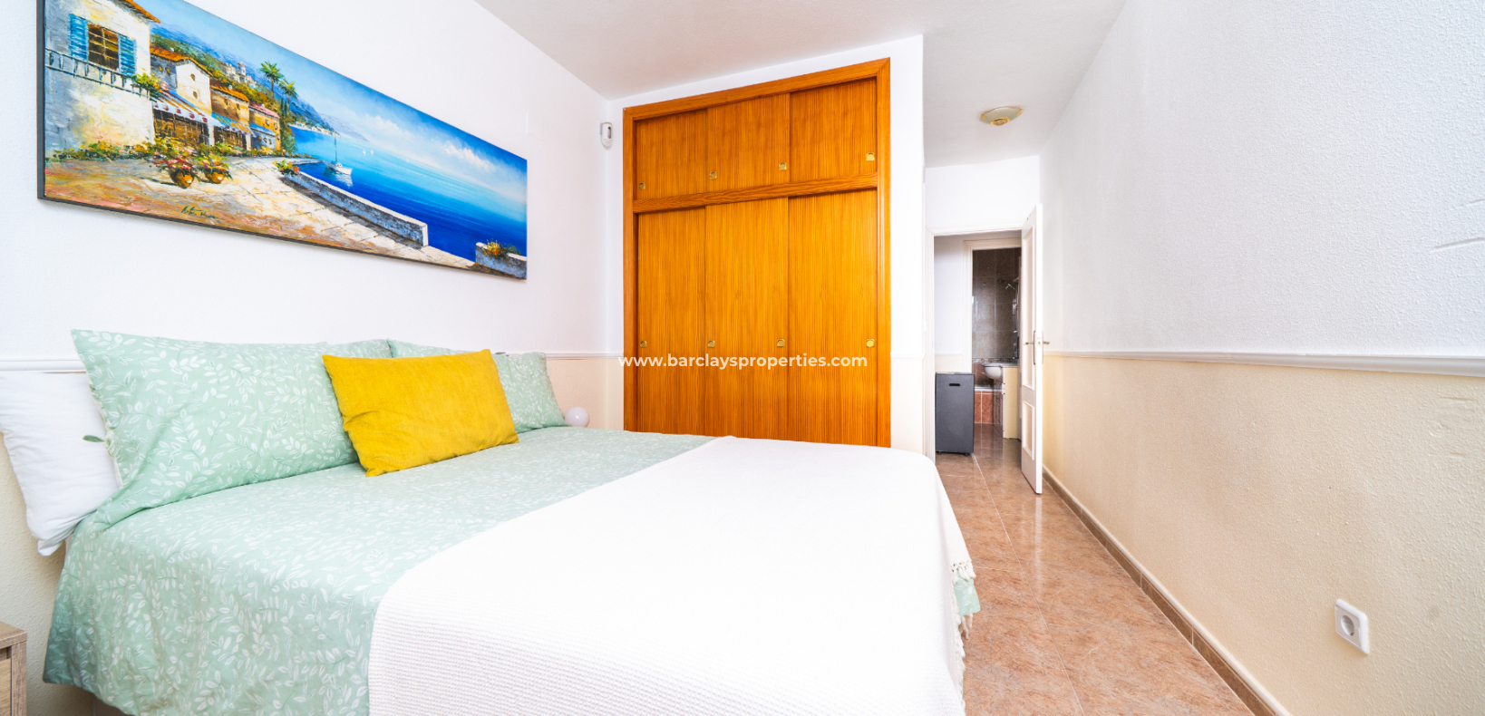 Resale - Freistendhe Villa - Urb. La Marina