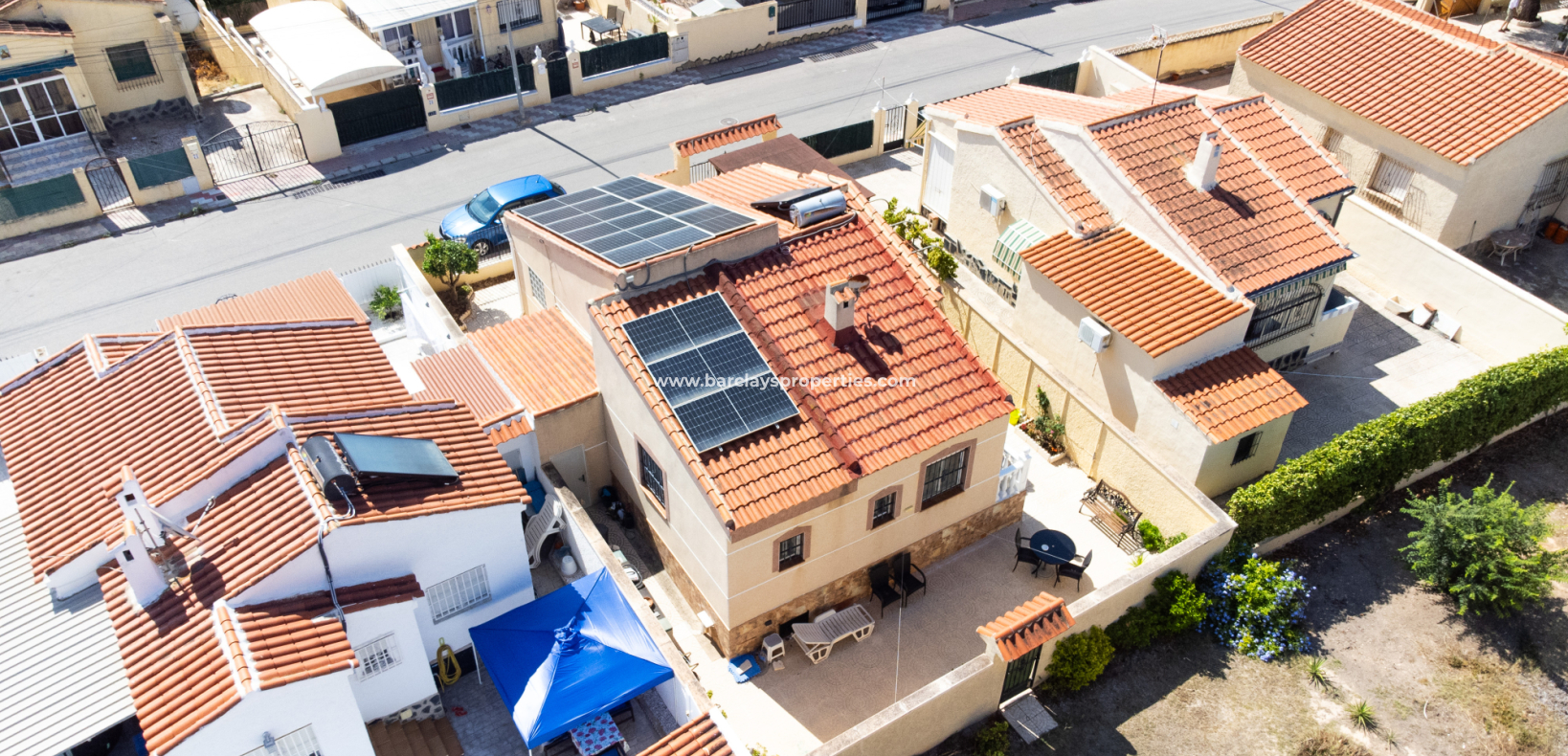 Resale - Freistendhe Villa - Urb. La Marina