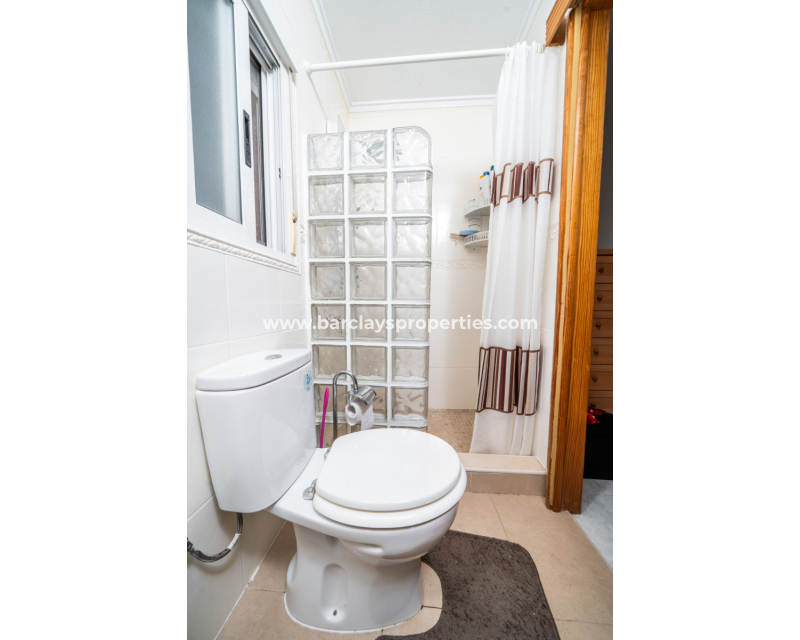 Resale - Freistendhe Villa - Urb. La Marina