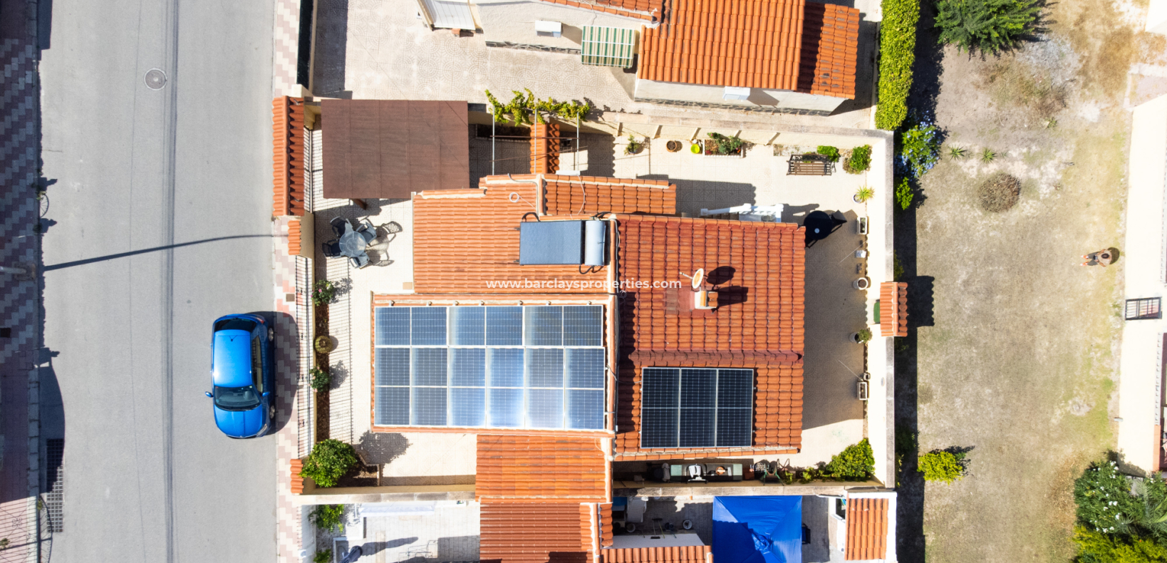 Resale - Freistendhe Villa - Urb. La Marina