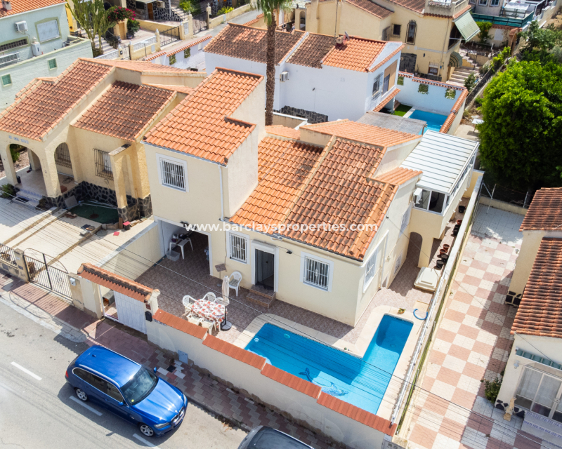 Resale - Freistendhe Villa - Urb. La Marina