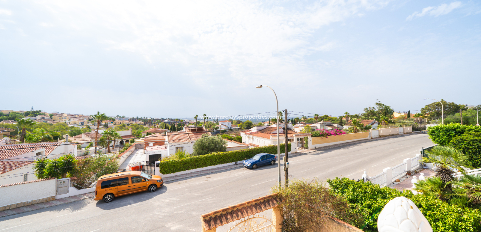 Resale - Freistendhe Villa - Urb. La Marina