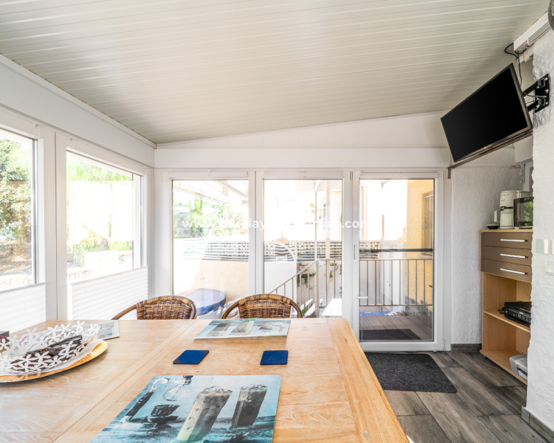 Resale - Freistendhe Villa - Urb. La Marina