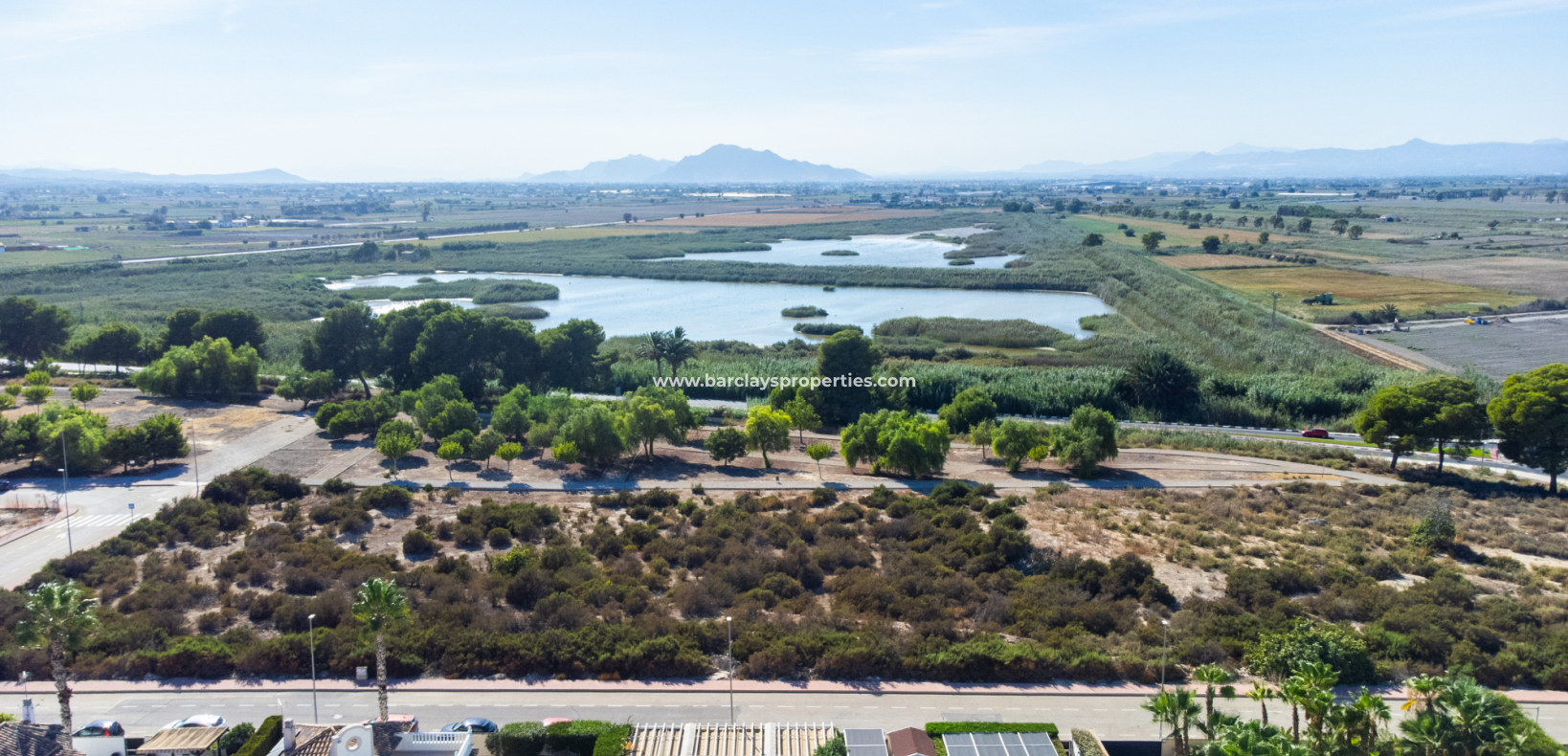 Resale - Freistendhe Villa - Urb. La Marina