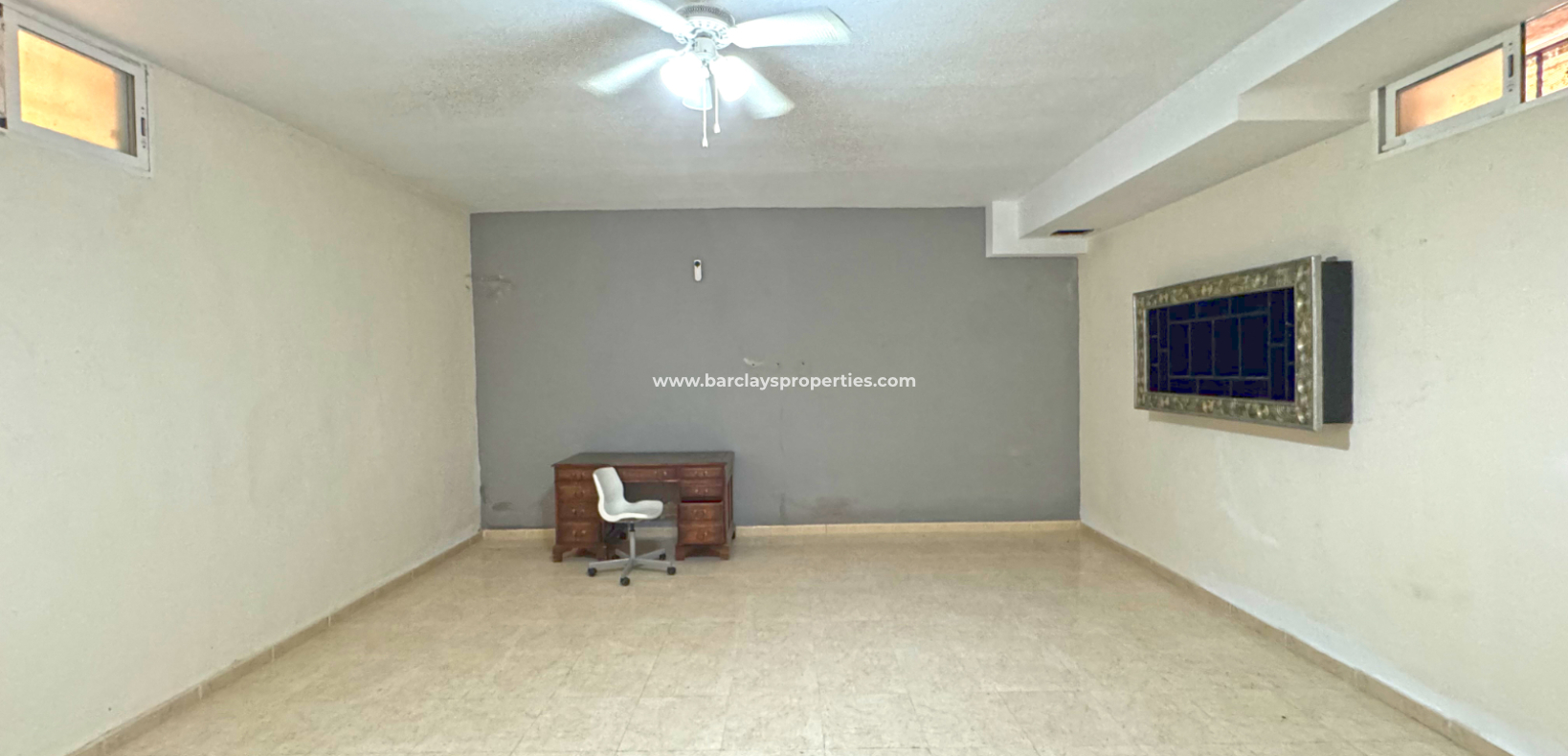 Resale - Freistendhe Villa - Urb. La Marina