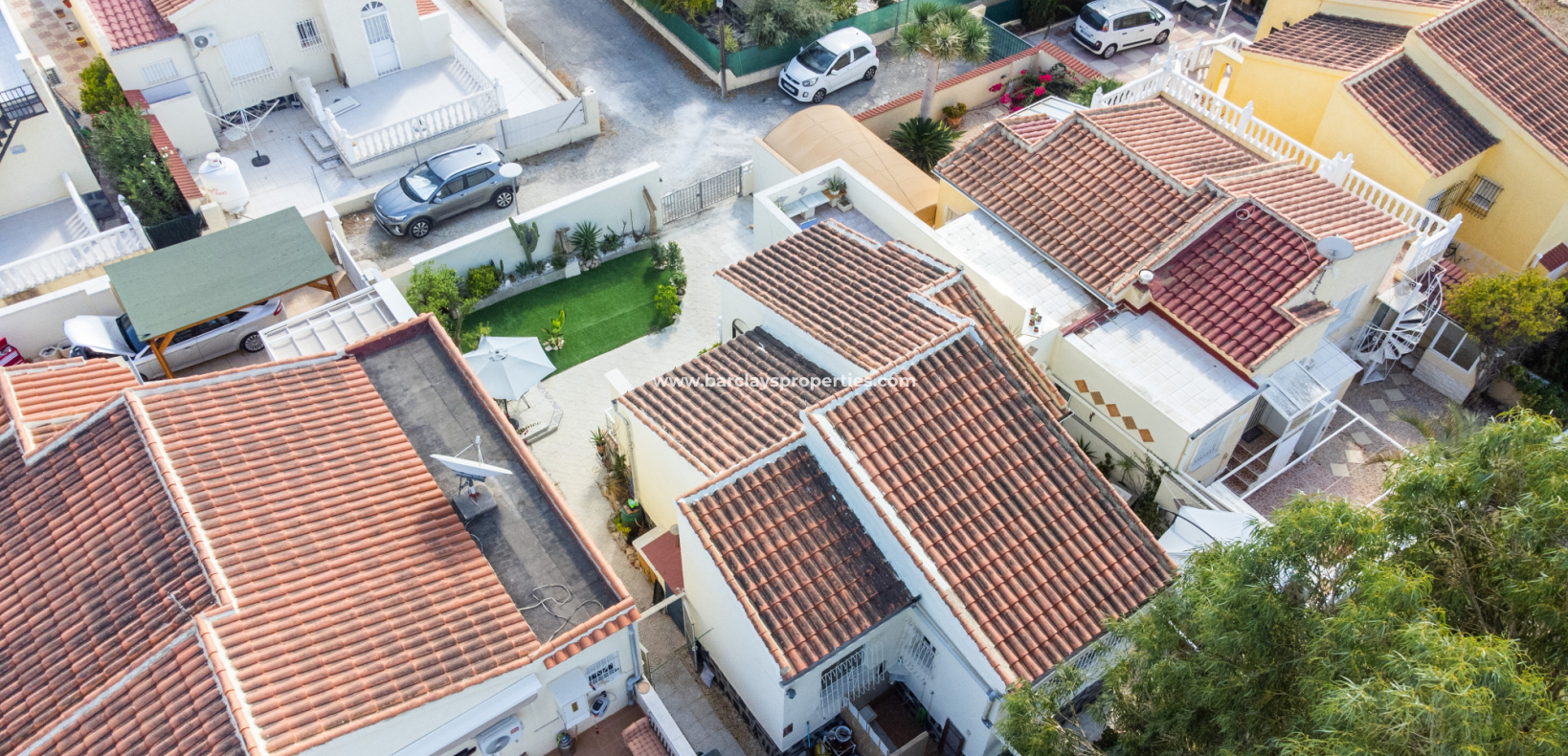 Resale - Freistendhe Villa - Urb. La Marina