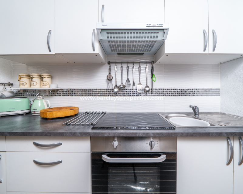 Resale - Freistendhe Villa - Urb. La Marina