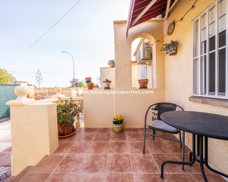 Resale - Freistendhe Villa - Urb. La Marina