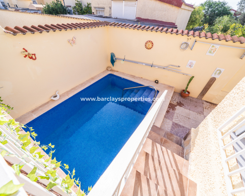 Resale - Freistendhe Villa - Urb. La Marina