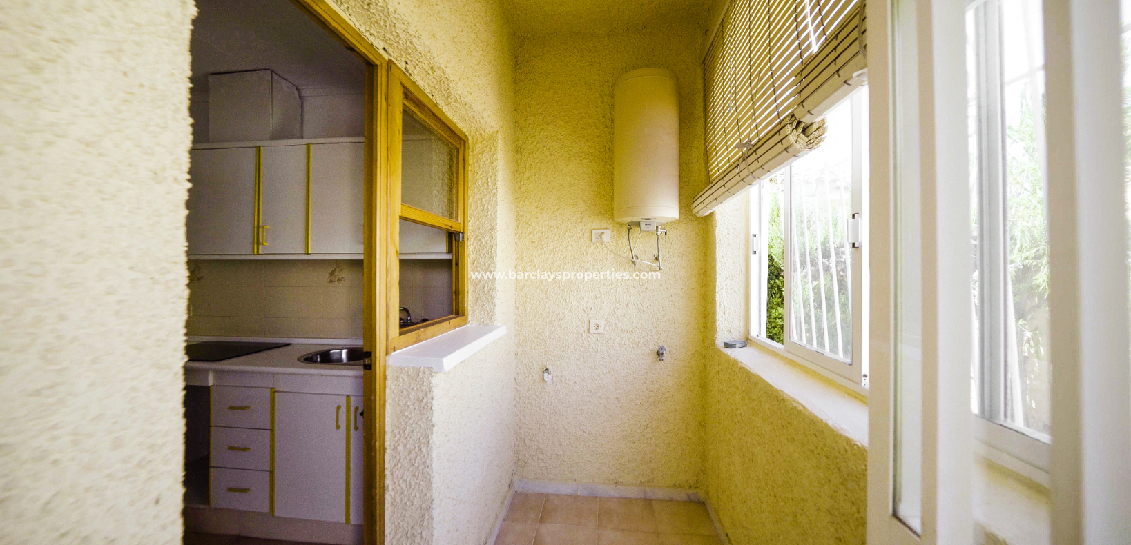 Resale - Freistendhe Villa - Urb. La Marina