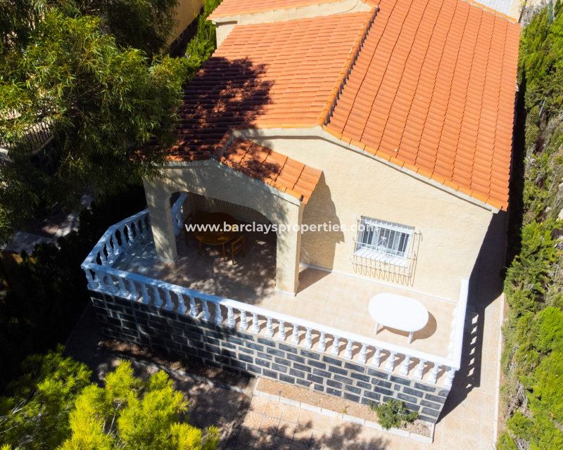 Resale - Freistendhe Villa - Urb. La Marina