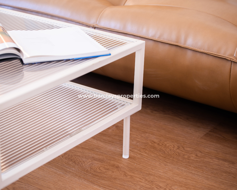 Resale - Freistendhe Villa - Urb. La Marina