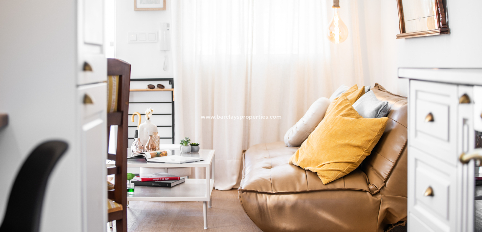 Resale - Freistendhe Villa - Urb. La Marina