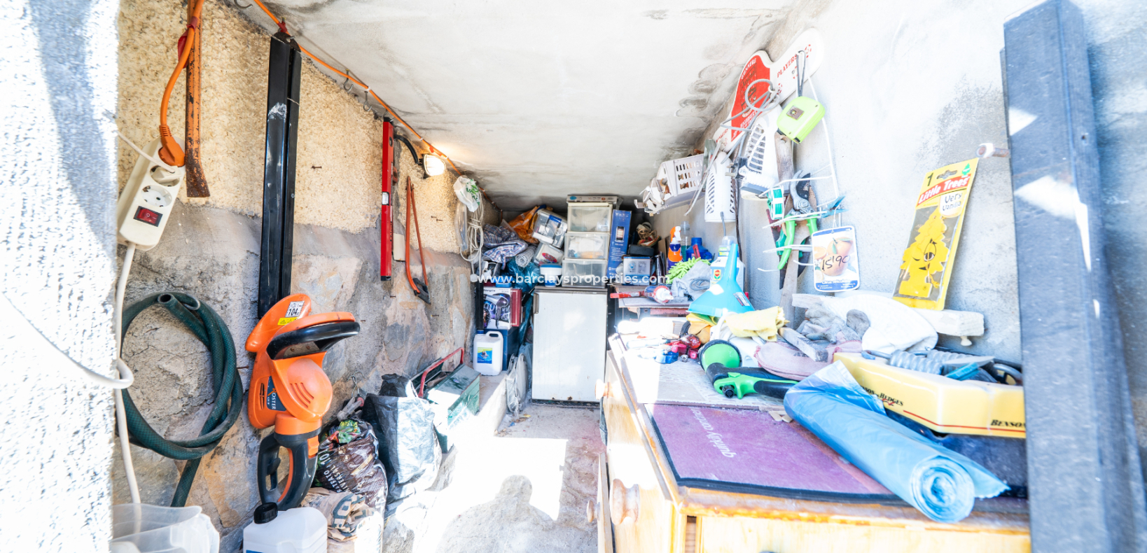 Resale - Freistendhe Villa - Urb. La Marina