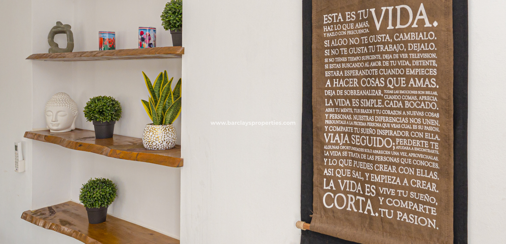 Resale - Freistendhe Villa - Urb. La Marina