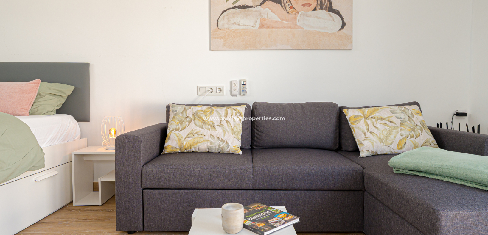 Resale - Freistendhe Villa - Urb. La Marina