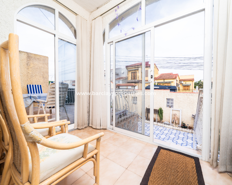 Resale - Freistendhe Villa - Urb. La Marina