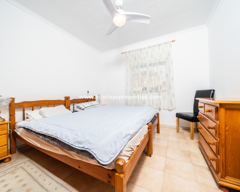 Resale - Freistendhe Villa - Urb. La Marina