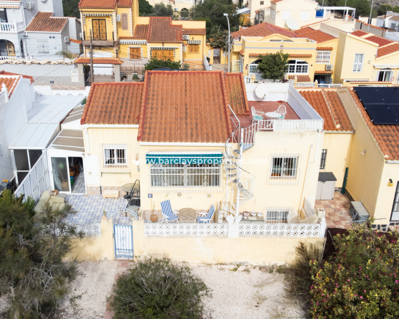 Resale - Freistendhe Villa - Urb. La Marina