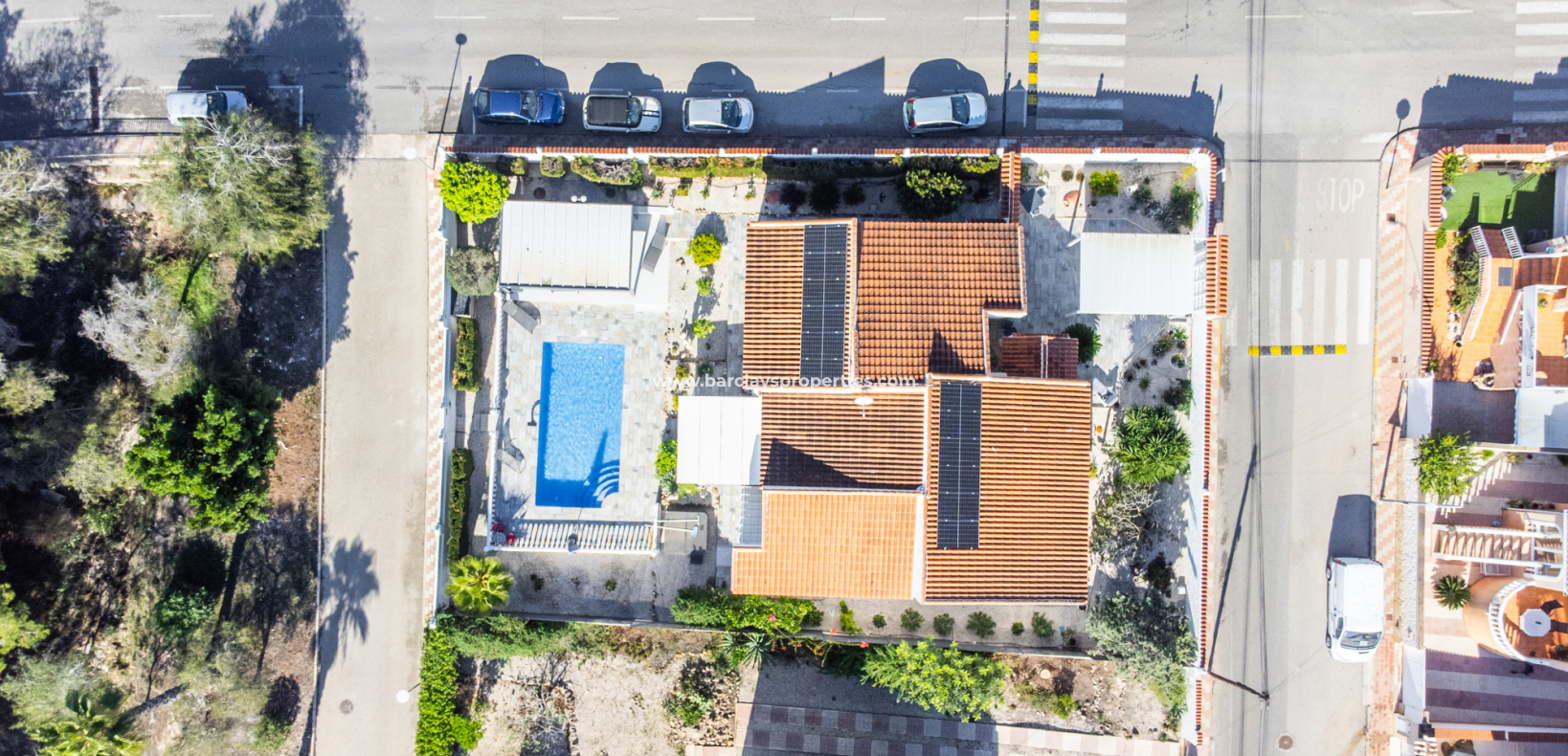 Resale - Freistendhe Villa - Urb. La Marina