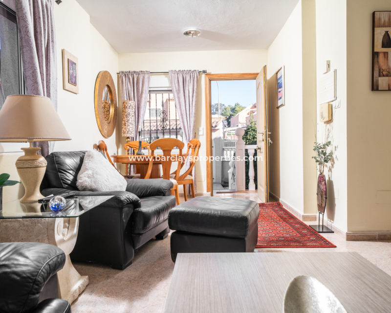 Resale - Freistendhe Villa - Urb. La Marina