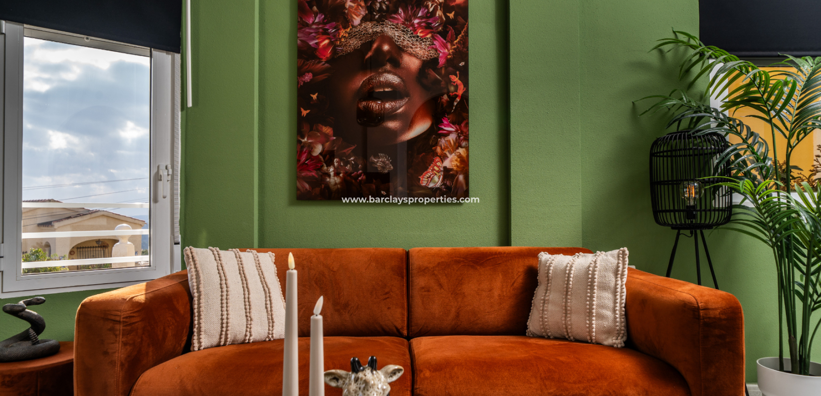 Resale - Freistendhe Villa - Urb. La Marina