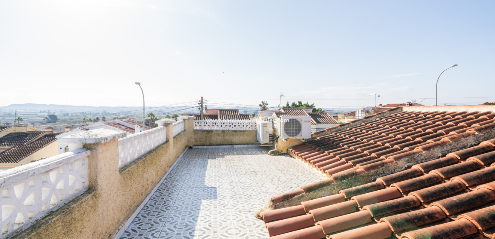 Resale - Freistendhe Villa - Urb. La Marina