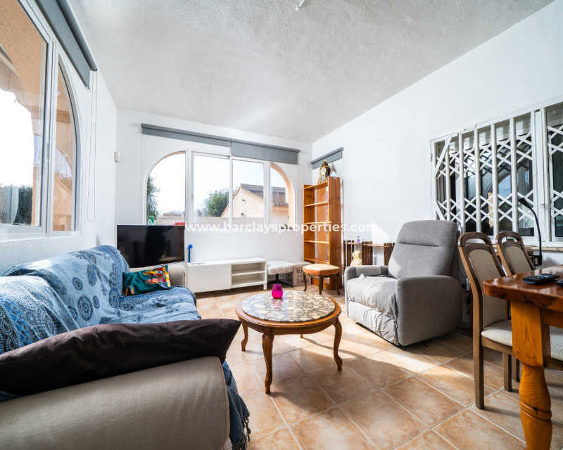 Resale - Freistendhe Villa - Urb. La Marina