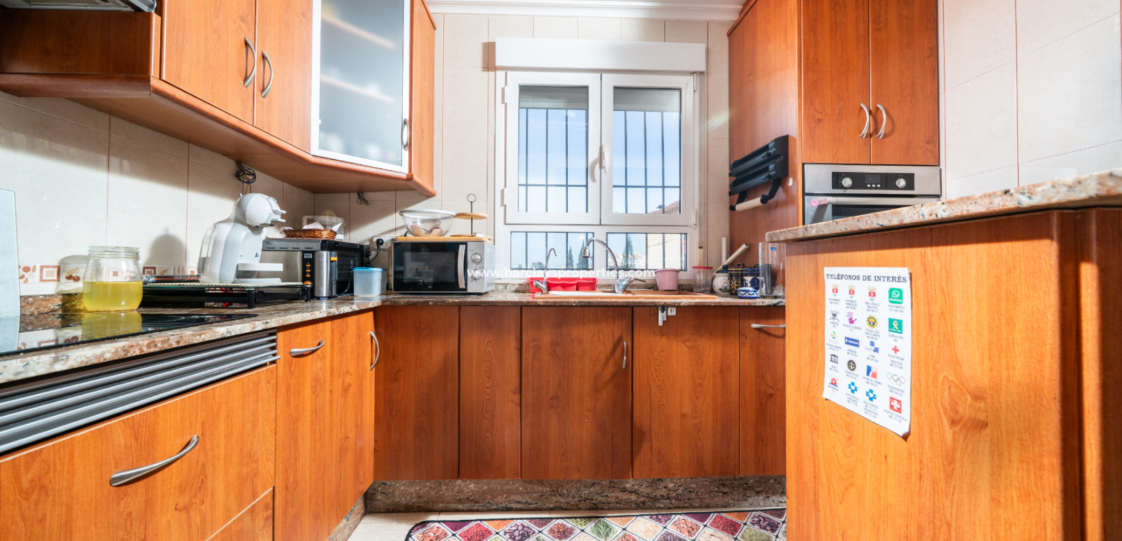 Resale - Freistendhe Villa - Urb. La Marina