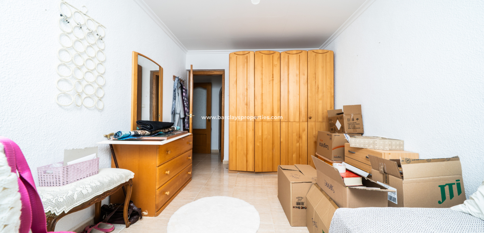 Resale - Freistendhe Villa - Urb. La Marina